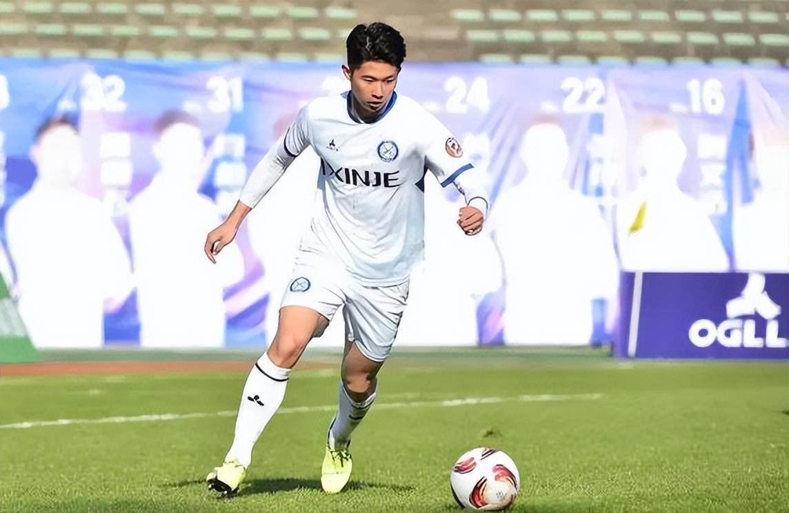 包含Karsa官方宣布表现优异新规，勇士引发争议！引发球迷热议的词条-开云在线平台